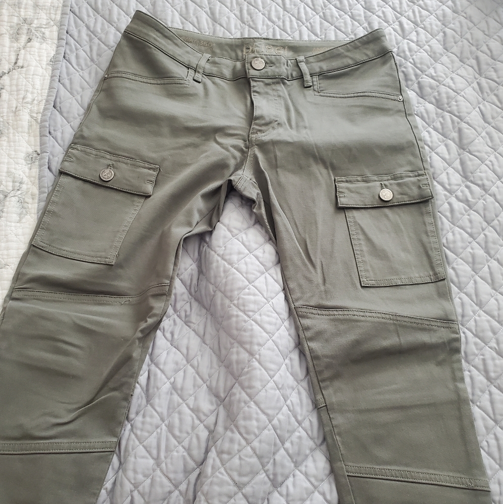 Cargo Jeans